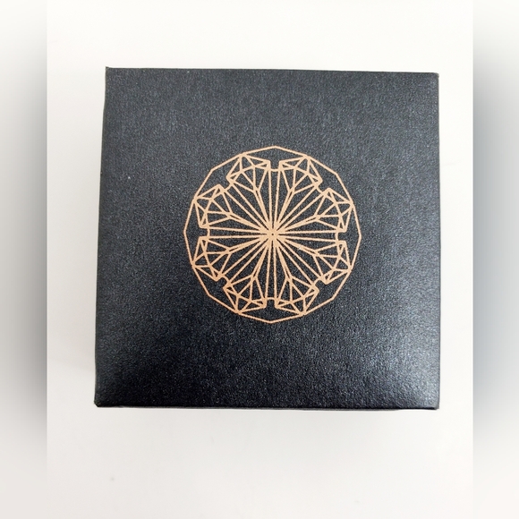 Aromatherapy Diffuser - Magnetic - Picture 6 of 7